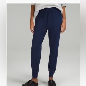 Lululemon Athletica Ready to Rulu High Rise Jogger *Full Length in Night Sea
